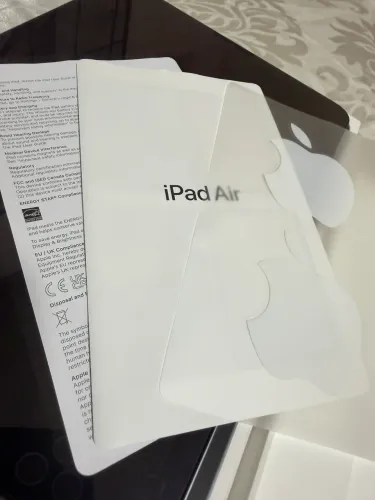 Kit Ipad Air 5° geração 64GB - Cinza espacial + Apple pencil 2° geração 