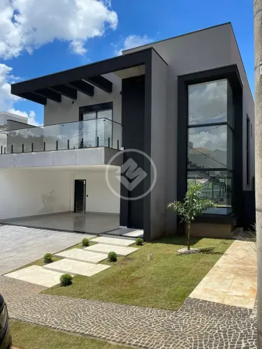 Casa à Venda no Condomínio Vivenda das Cerejeiras em Valinhos codigo: 332626