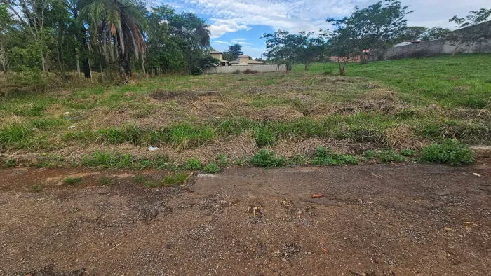 Excelente lote para casa de campo a 40km de Belo Horizonte