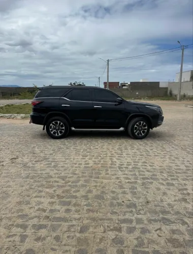 Toyota Hilux SW4 SRX 4X4 2.8 TDI 16V Dies. Aut. 2021