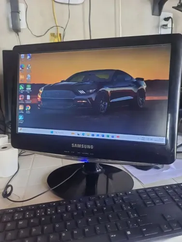 Um monitor da Samsung