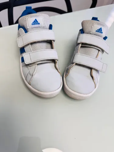 Tênis infantil Adidas