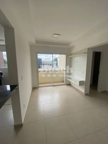 Apartamento para aluguel com 50 m² e 2 quartos em Jardim Colonial, Bauru - SP