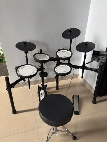 Bateria Eletrônica Roland