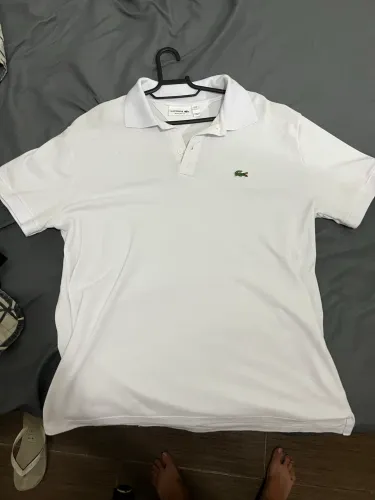 Polo Lacoste branca tamanho g