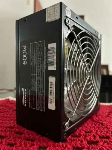 FONTE 600W MYMAX PFC ATIVO --> VENDO OU TROCO