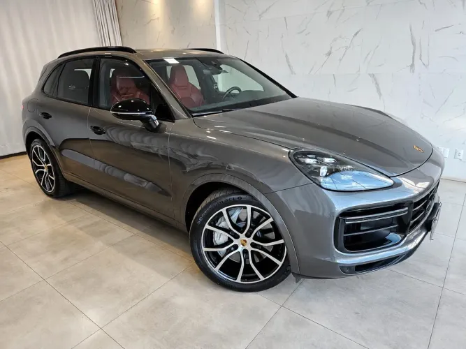 Porsche Cayenne Turbo 4.0 V8 550cv 2019
