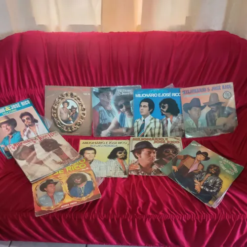 Coleção vinil milionário e José rico e mais 50 discos