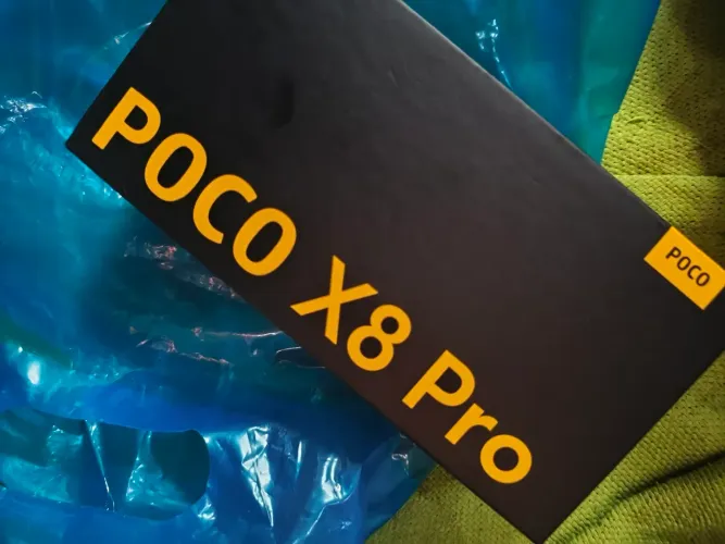 POCO X8