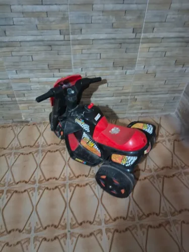 Moto elétrica criança