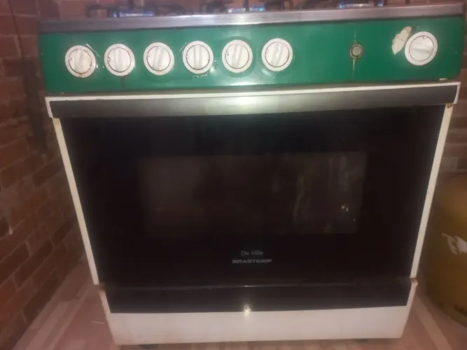 Fogão 06 bocas marca Brastemp