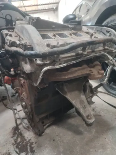 Motor 1.8 turbo 20 válvulas 