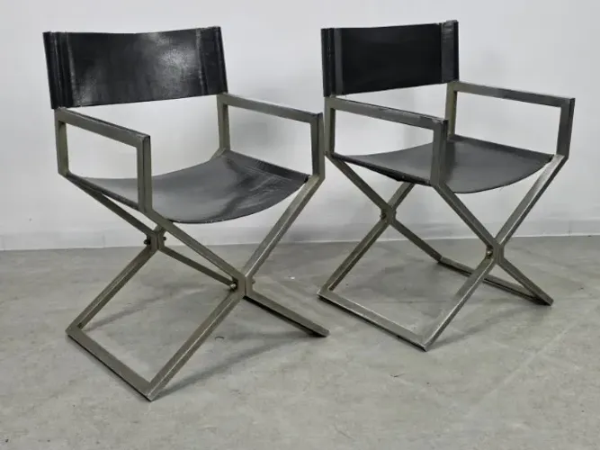 Par de Cadeiras Década de 70 estilo design Italiano, em aço cromado e couro
