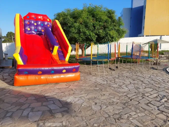 Vendo kit festa toboga,pula pula.infravel.cama elastica .tenda para rentabilizar