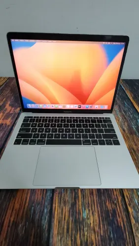 *Detalhe* Macbook Pro 2017 Retina A1708 i5 8GB 128GB Osx Ventura