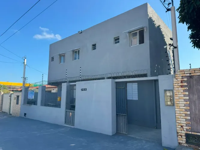Sou um prédio com 20 kitnets, faturando em torno de 20 mil por mês, por 1,37 milhão!