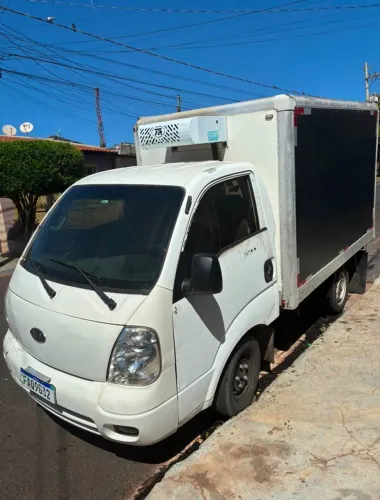 Caminhão Bongo 2012 Baú Refrigerado