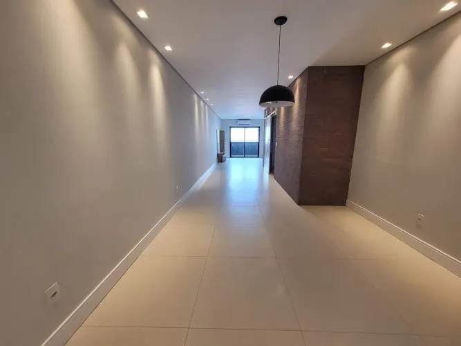 Apartamento Moderno com Sacada Gourmet: Viva em Grande Estilo no Paulistania!