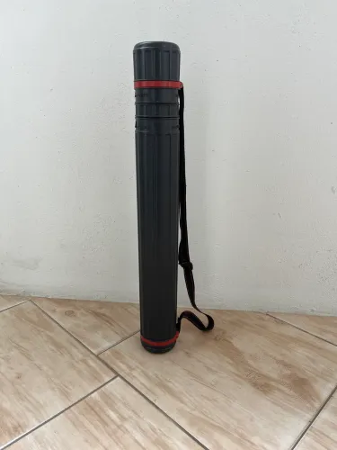 Tubo telescópio de arquitetura