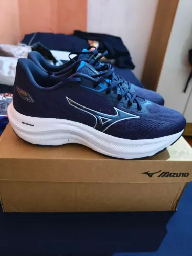 Mizuno tamanho 41 comprei e não gostei