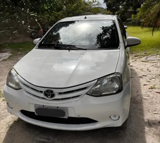 Toyota Etios XS 1.5 Flex 16V 5P Mec. 2014