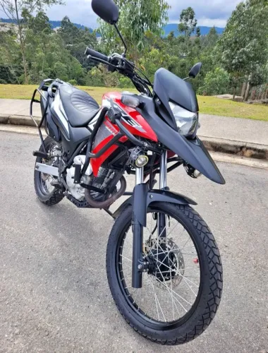 xre 300 rally zera Financia em até 60 x