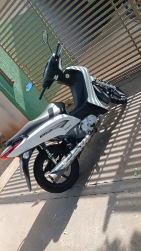 Honda biz