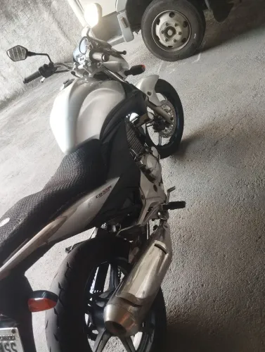 Vendo cb 300