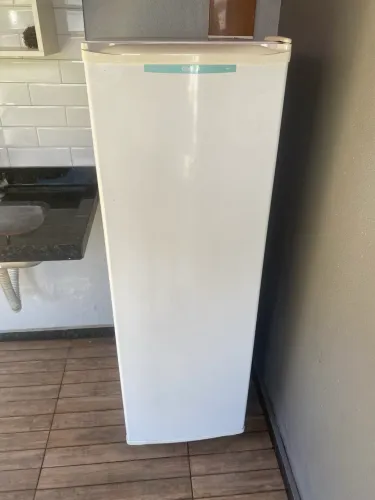  Vendo Freezer Vertical Consul