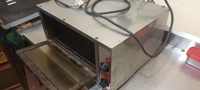 Vendo este forno