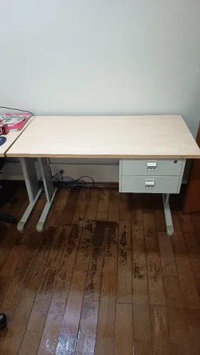 Mesa de escritório Pandin de 120cm
