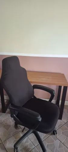 Cadeira gamer + mesa + prateleira