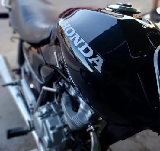 Funilaria e pintura de moto 
