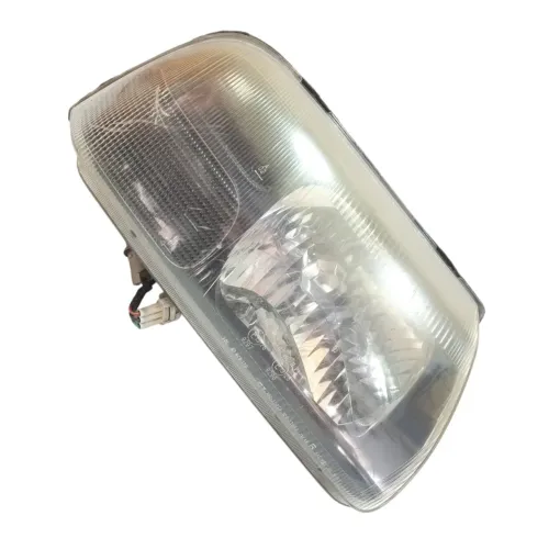 Farol Direito Chevrolet Tracker 2001 A 2009 Detalhe Direito/passageiro
