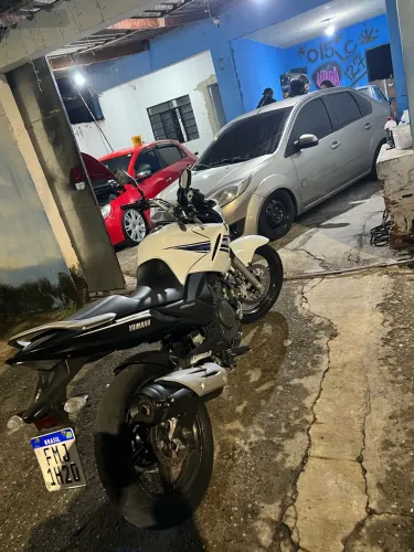 Yamaha 250 Fazer/ blueflex 2014