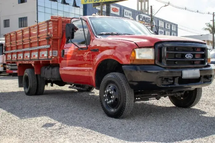 F4000
