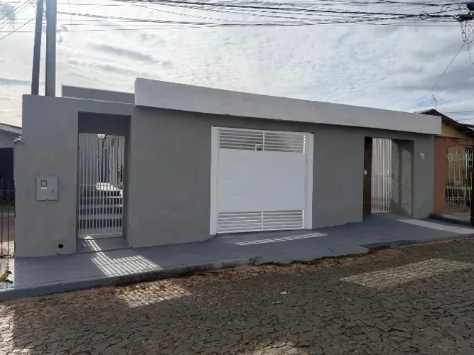 Casa com 115 m² + 3 Salas Comerciais | Uvaranas | Aceita Troca e Veículo