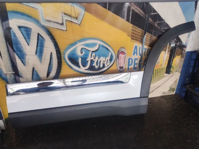 Moldura friso da porta traseira esquerda Chery tiggo8