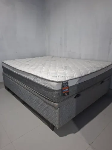 CAMA DE CASAL BAÚ COM COLCHÃO DE MOLAS ENSACADAS ( CARAGUATATUBA - SP )