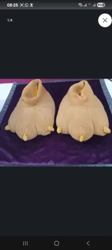 Pantufas de pelúcia garras de dragão