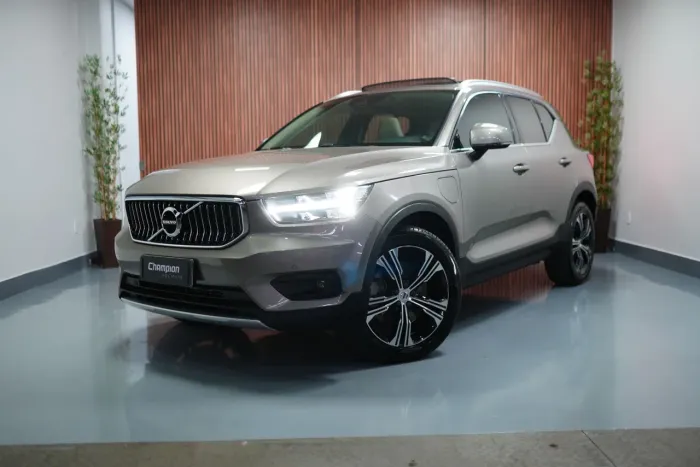 Volvo XC40 XC 40 T-4 Momentum 2.0 190cv FWD 2022