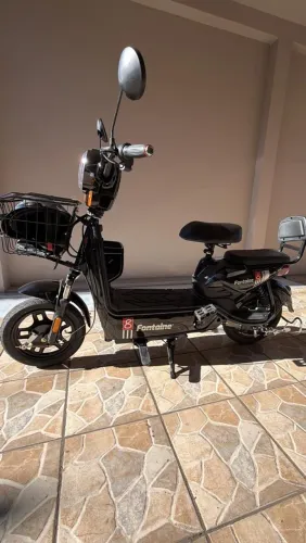 Moto elétrica Fontaine
