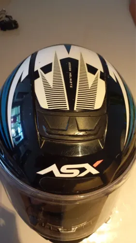 Capacete AXS de 500$ por 200