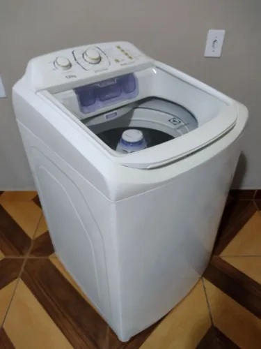 Máquina de lavar Electrolux 12 kilos !!! Top demais.