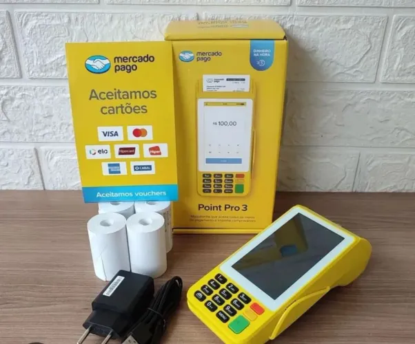 Maquininha point pro 3<br>Com chip<br>Wi fi<br>Digital<br>3 anos de garantia