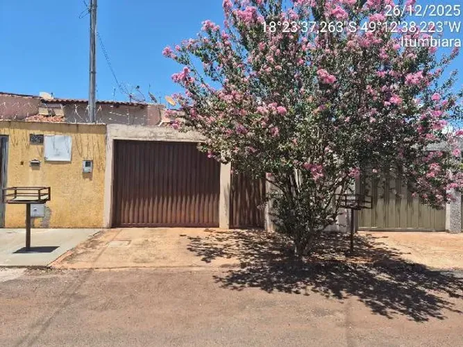 Super oferta Casa no Pq Vale dos Buritys, Itumbiara - GO, Nº 539, 2 quartos, 1 vaga, 180m