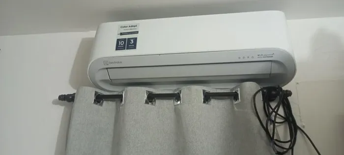 Vendo Ar condicionado Eletrolux novo 