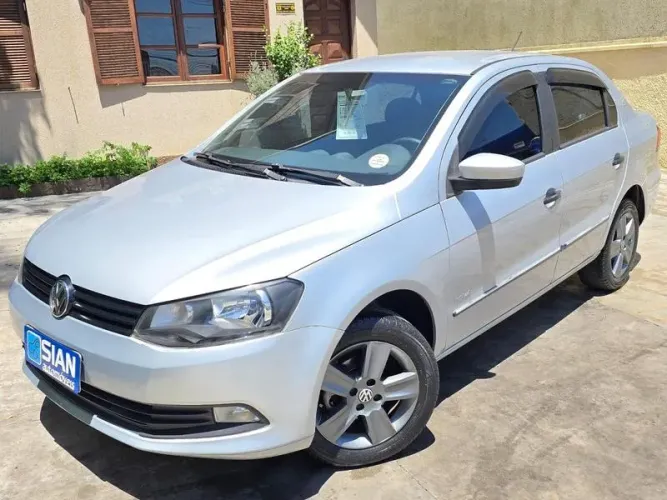Volkswagen Voyage Trendline 1.0 T.flex 8V 4P 2014