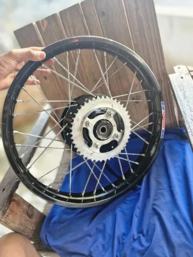 Par de Rodas Completo com Kit Relação - CG 125 (Aros 18)