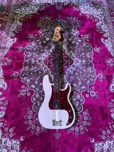 Fender Precision 2012
